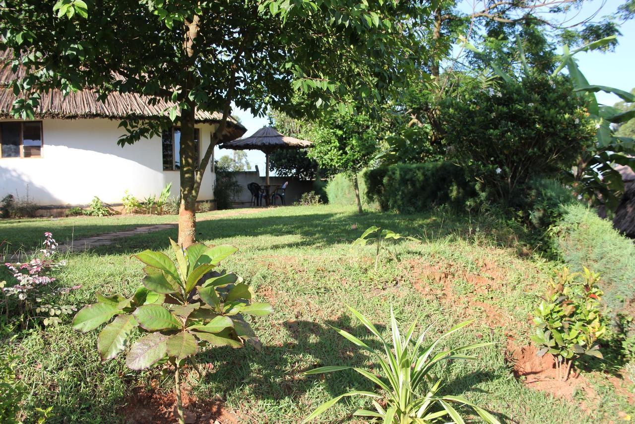 Banda Lodge Masaka Exterior photo