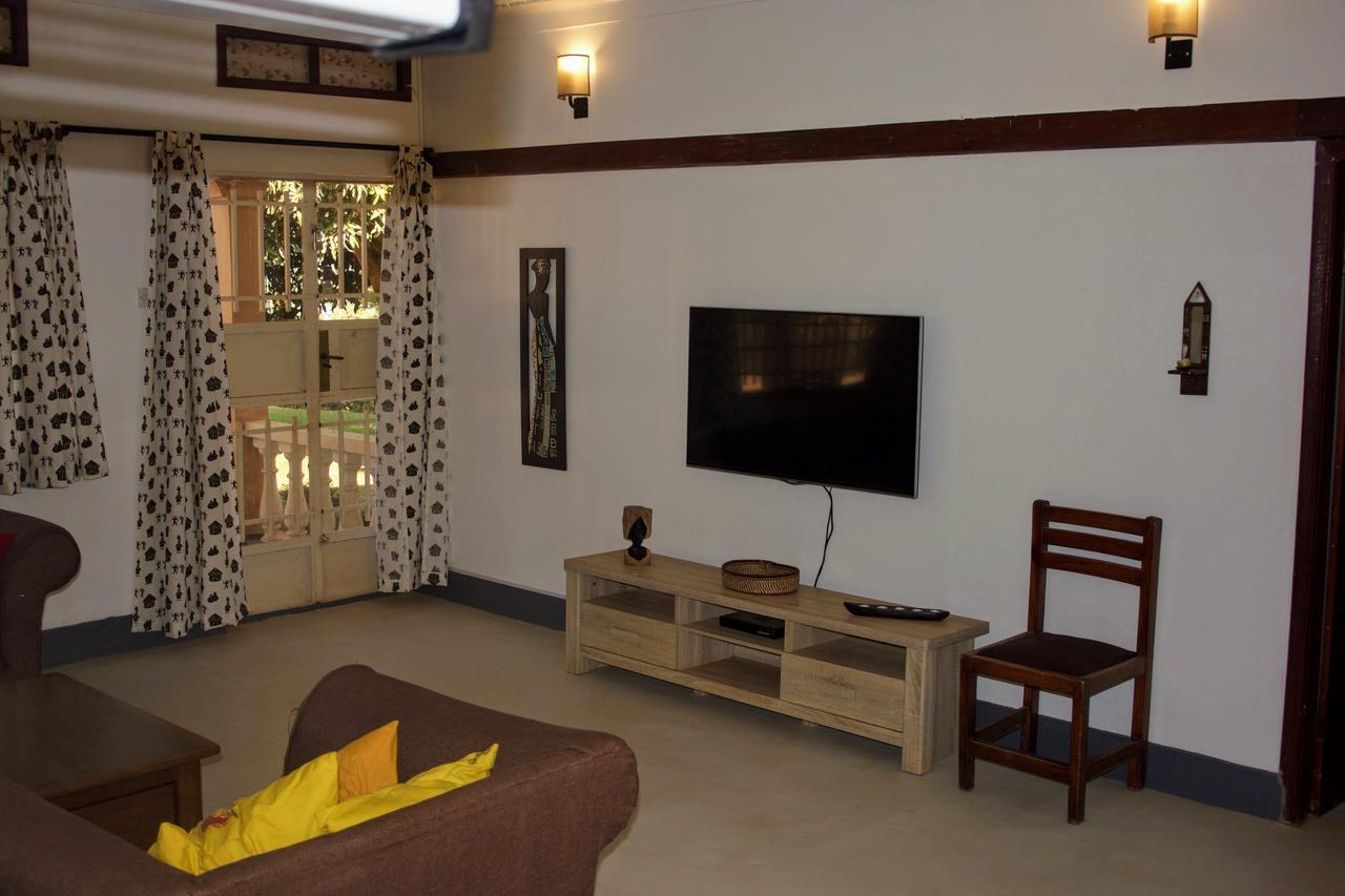 Banda Lodge Masaka Exterior photo