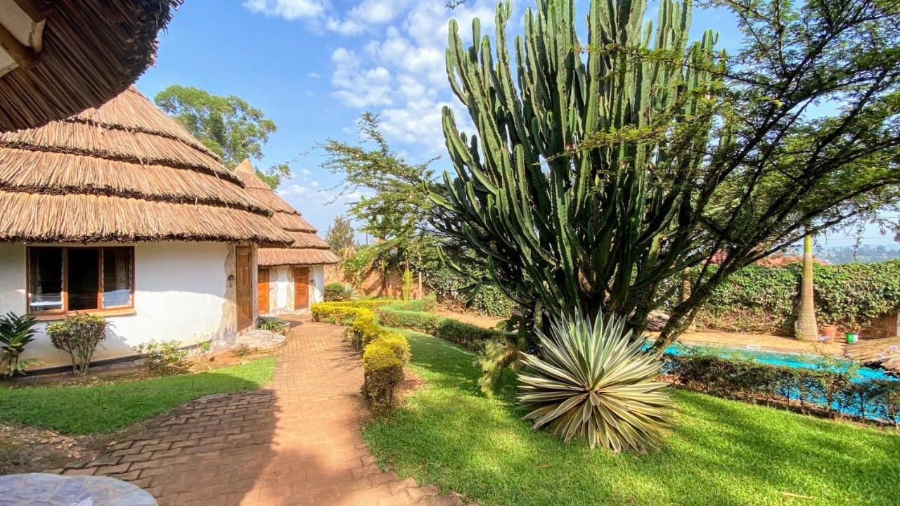 Banda Lodge Masaka Exterior photo
